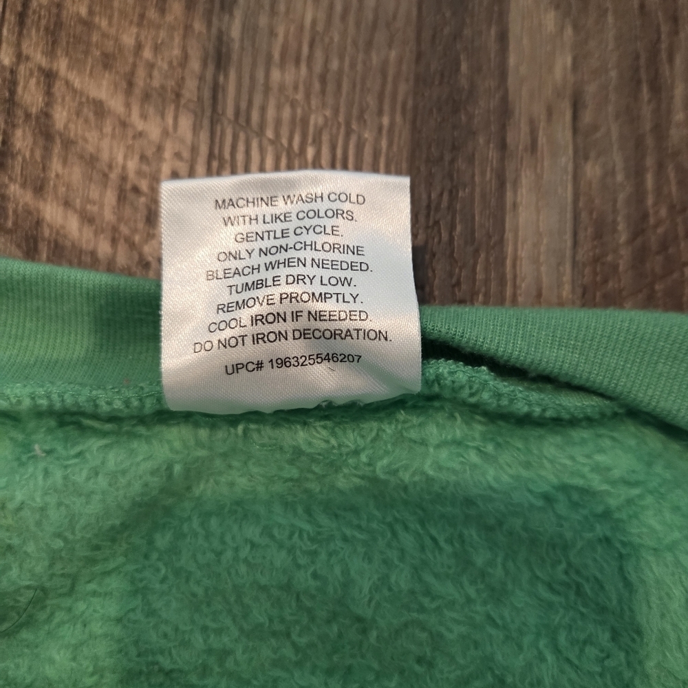 The Grinch Green Plush Fuzzy Sweatshirt Dr. Seuss Junior XL (15-17) Christmas - Picture 6 of 10